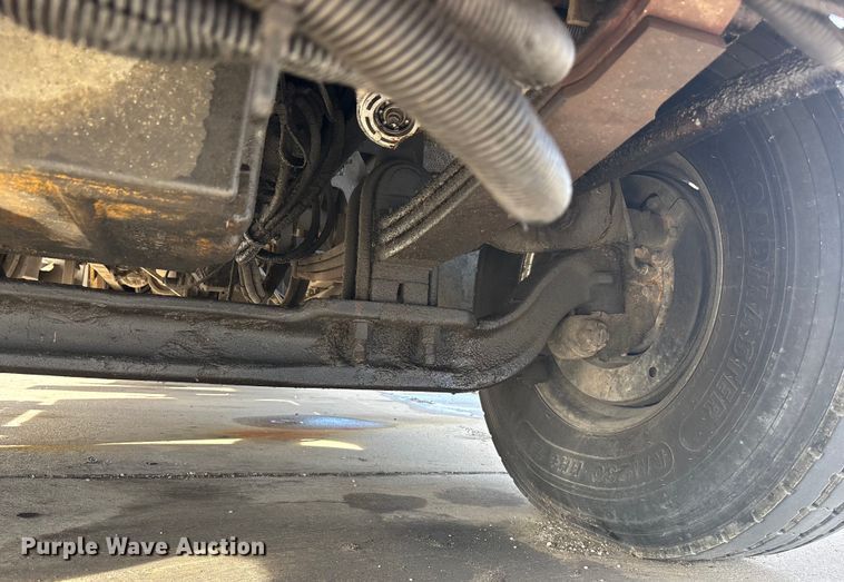 image for item FO3527 2007 Kenworth T800 vacuum truck 