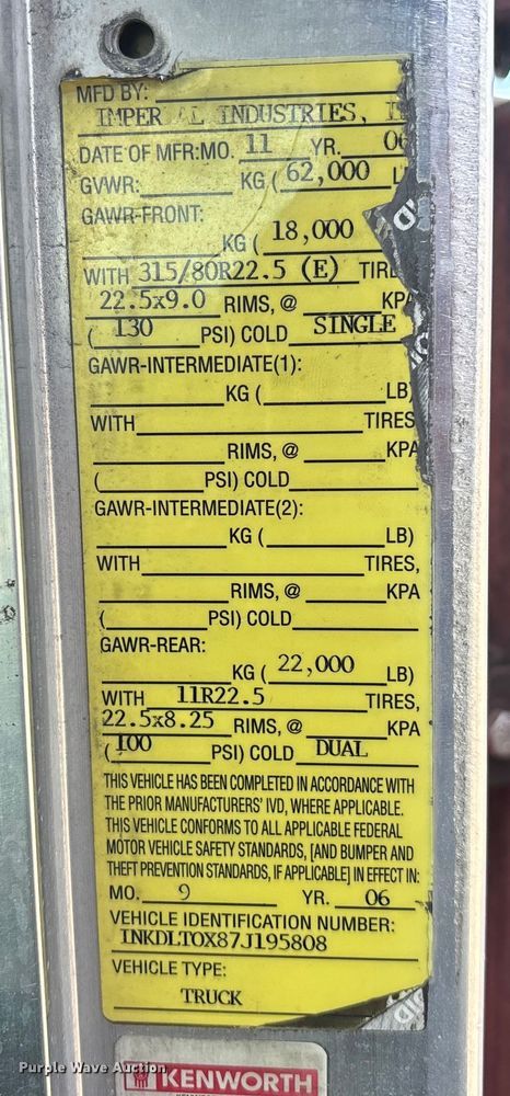 image for item FO3527 2007 Kenworth T800 vacuum truck 