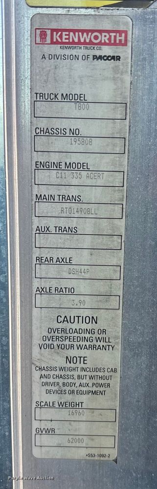 image for item FO3527 2007 Kenworth T800 vacuum truck 