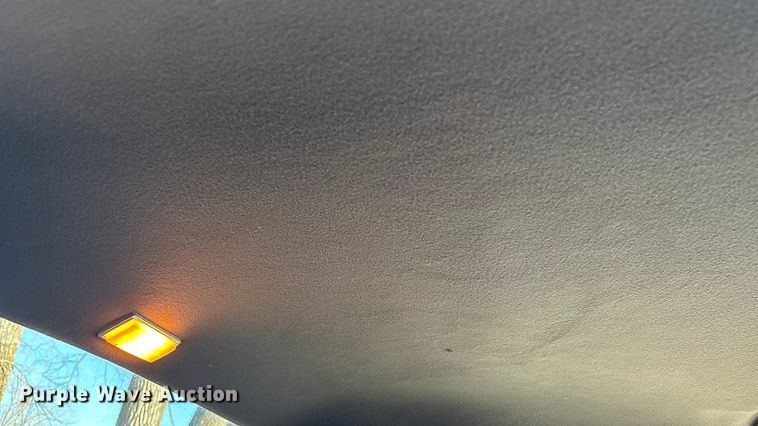 image for item FO3543 2001 GMC Sonoma Ext. Cab pickup truck