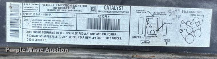 image for item FO3543 2001 GMC Sonoma Ext. Cab pickup truck