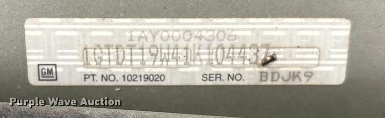 image for item FO3543 2001 GMC Sonoma Ext. Cab pickup truck