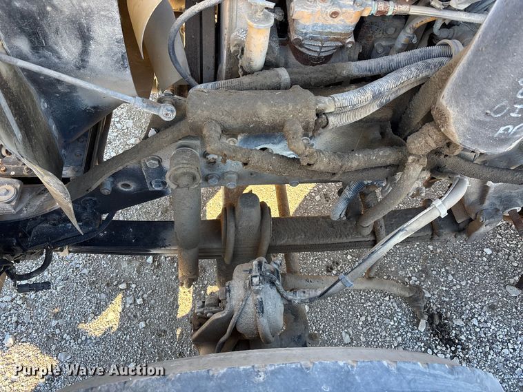 image for item FO3555 2005 Kenworth W900 flatbed truck