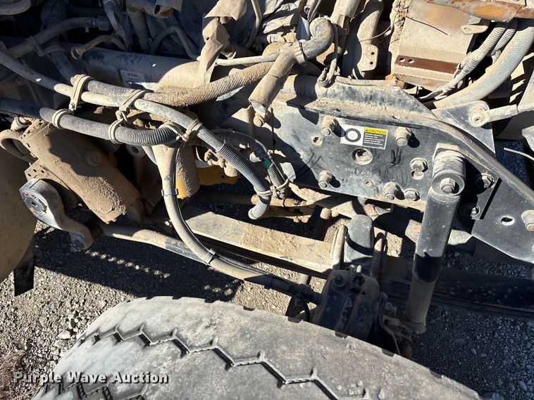 image for item FO3555 2005 Kenworth W900 flatbed truck