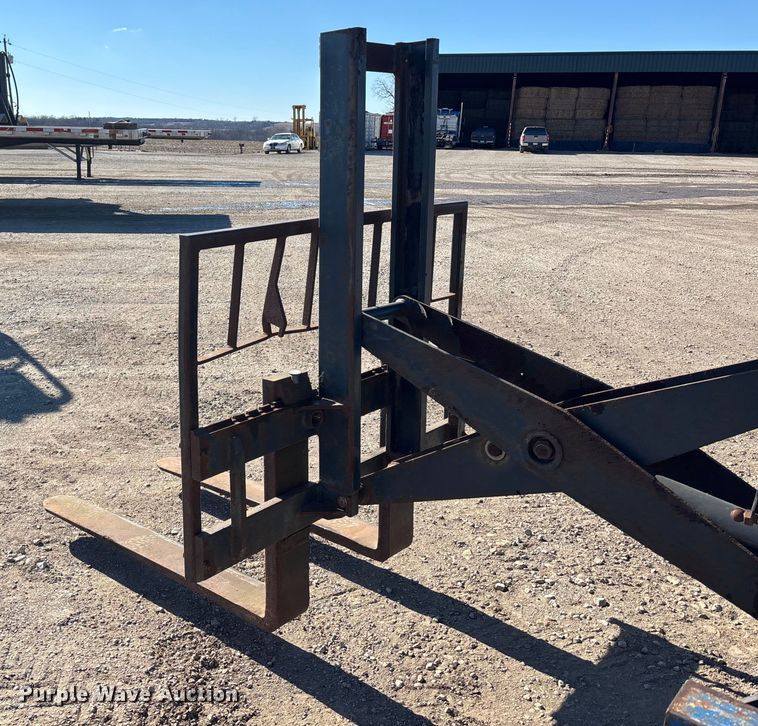 image for item FO3556 2006 Princeton PBX Forklift