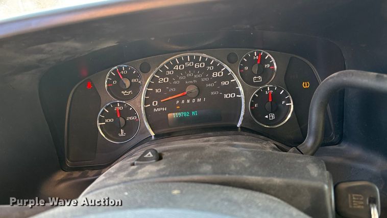 image for item FO3568 2017 GMC Savana 2500 Van