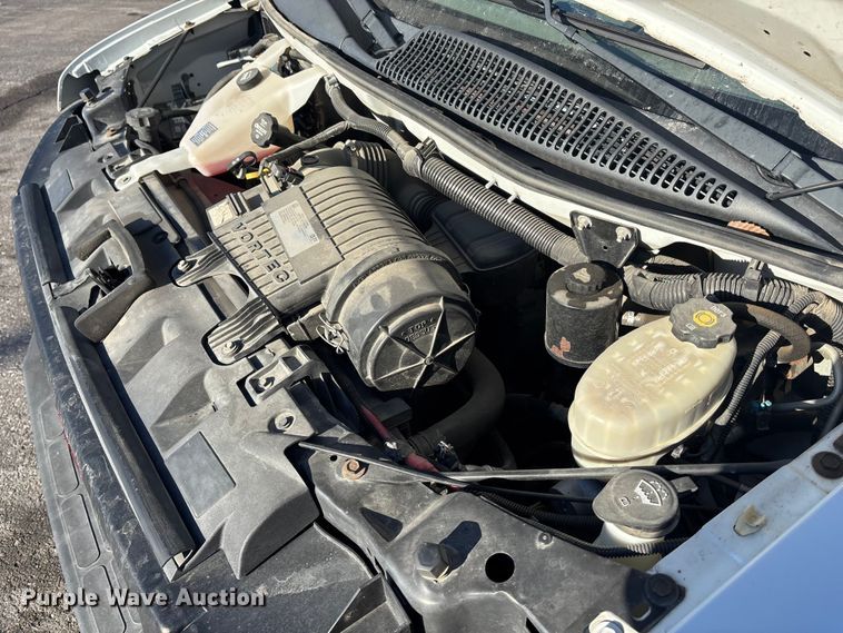 image for item FO3568 2017 GMC Savana 2500 Van