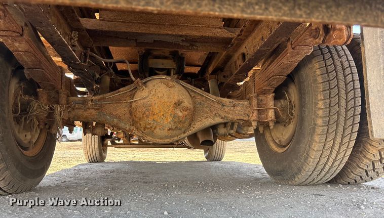 image for item FO3569 1999 Isuzu NPR dump flatbed truck