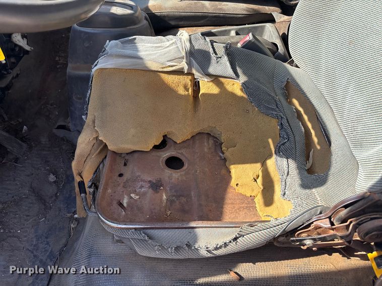 image for item FO3569 1999 Isuzu NPR dump flatbed truck