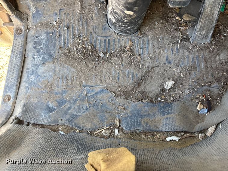 image for item FO3569 1999 Isuzu NPR dump flatbed truck