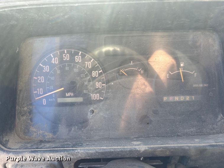 image for item FO3569 1999 Isuzu NPR dump flatbed truck