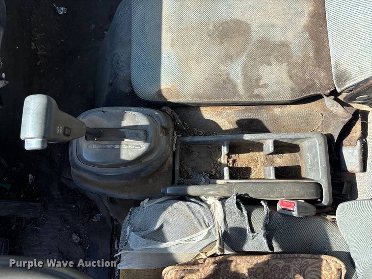 image for item FO3569 1999 Isuzu NPR dump flatbed truck