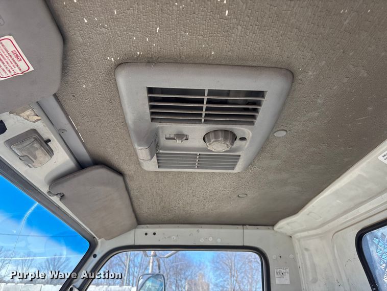 image for item FO3569 1999 Isuzu NPR dump flatbed truck