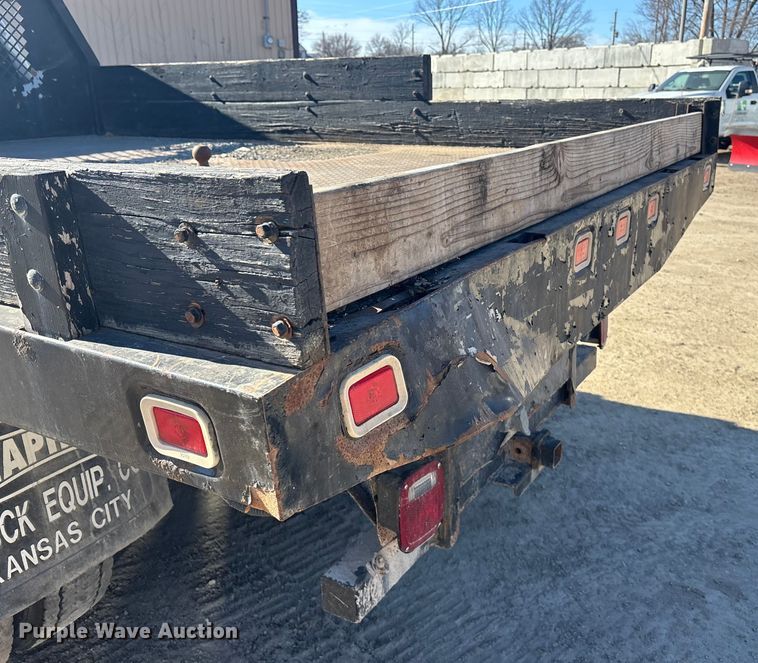 image for item FO3570 2014 Ford F450 dump flatbed truck