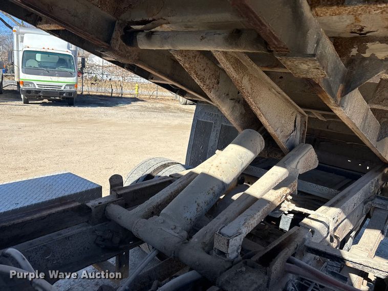 image for item FO3570 2014 Ford F450 dump flatbed truck