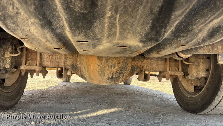 image for item FO3570 2014 Ford F450 dump flatbed truck