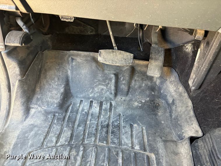 image for item FO3570 2014 Ford F450 dump flatbed truck