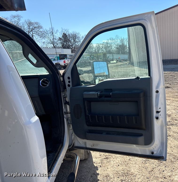 image for item FO3570 2014 Ford F450 dump flatbed truck