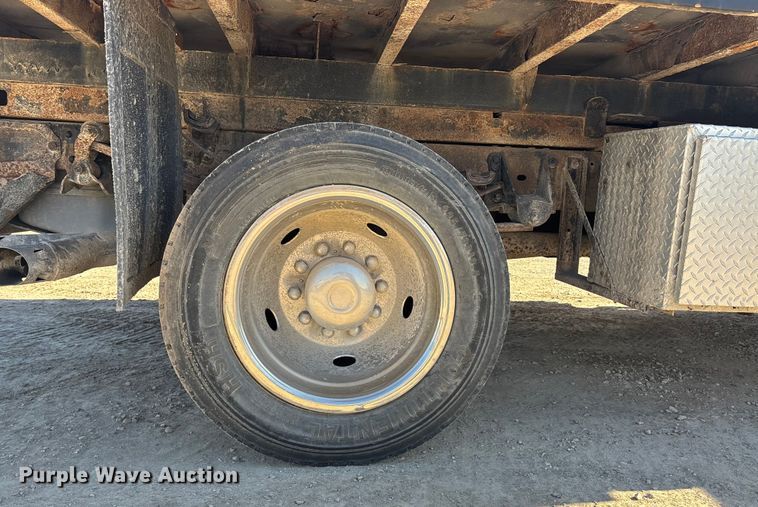 image for item FO3570 2014 Ford F450 dump flatbed truck