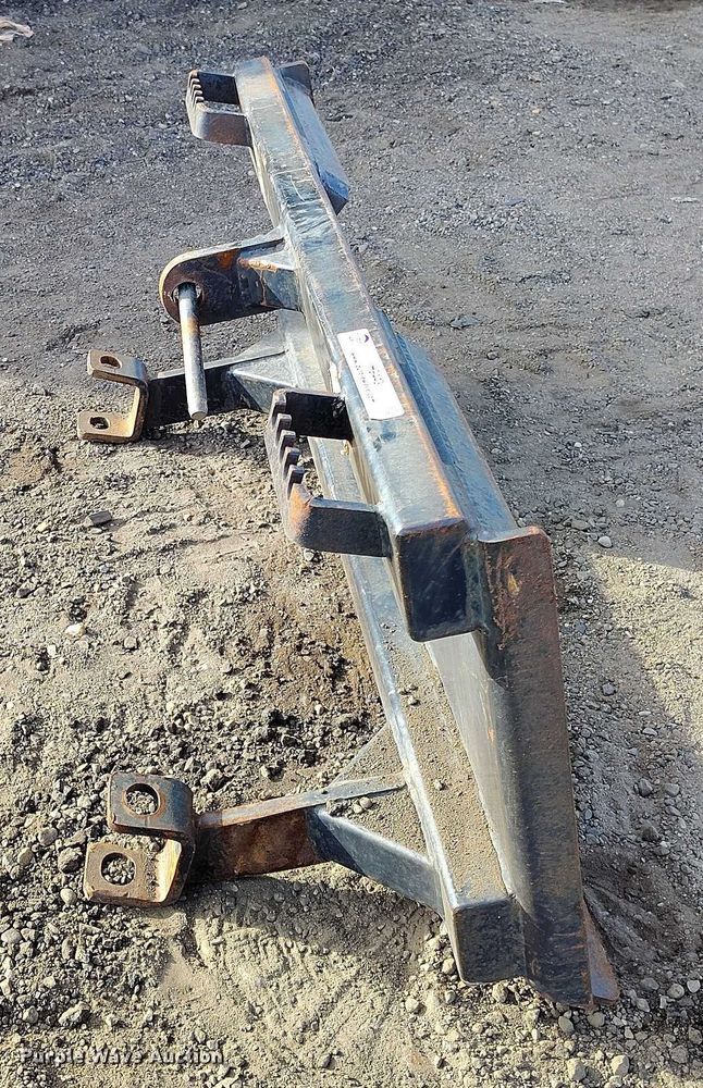 image for item IH9443 McCormick Equipment skid steer three point hitch