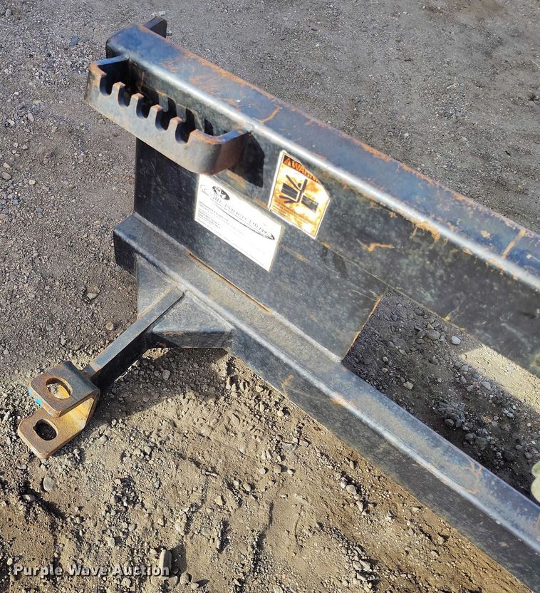 image for item IH9443 McCormick Equipment skid steer three point hitch