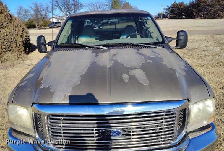 image for item IH9448 2000 Ford F350 Super Duty Crew Cab pickup truck