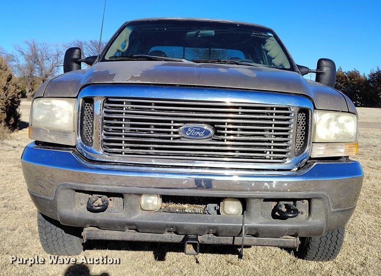 image for item IH9448 2000 Ford F350 Super Duty Crew Cab pickup truck