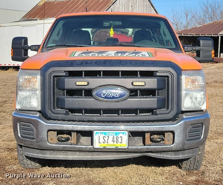 image for item NK9750 2013 Ford F350 Crew Cab utility bed pickup truck