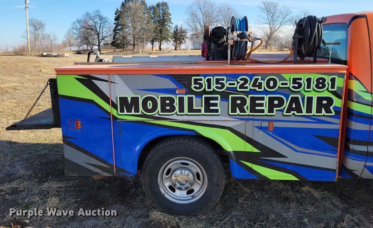 image for item NK9750 2013 Ford F350 Crew Cab utility bed pickup truck