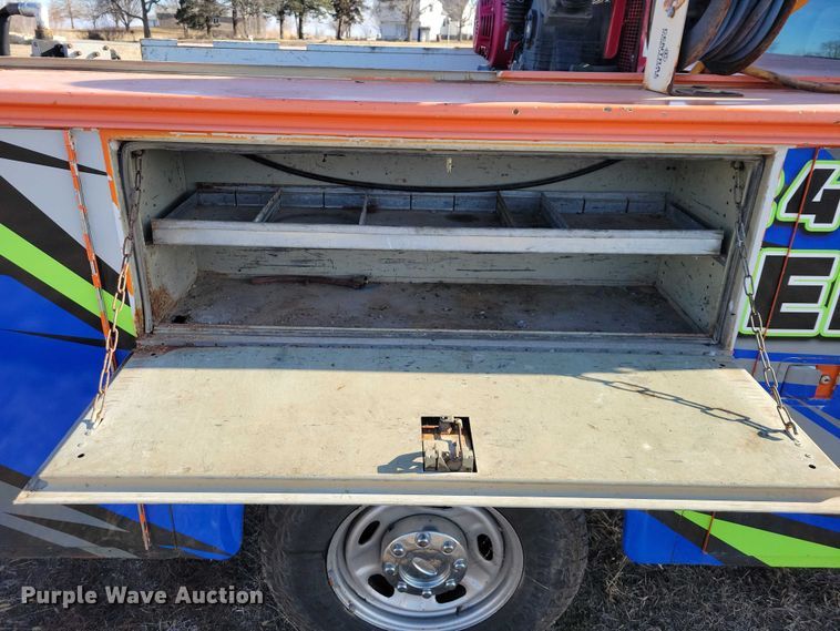 image for item NK9750 2013 Ford F350 Crew Cab utility bed pickup truck