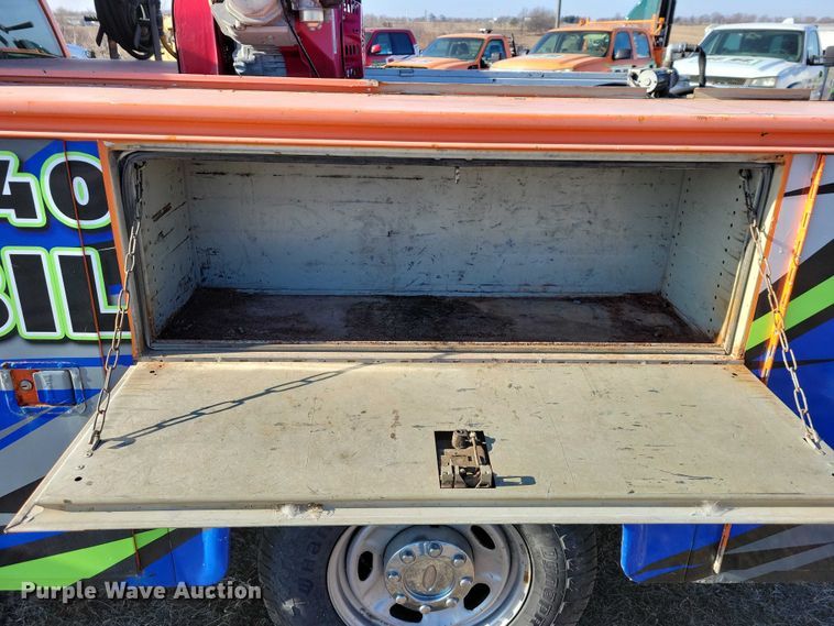 image for item NK9750 2013 Ford F350 Crew Cab utility bed pickup truck