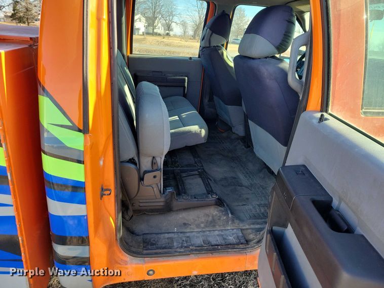 image for item NK9750 2013 Ford F350 Crew Cab utility bed pickup truck