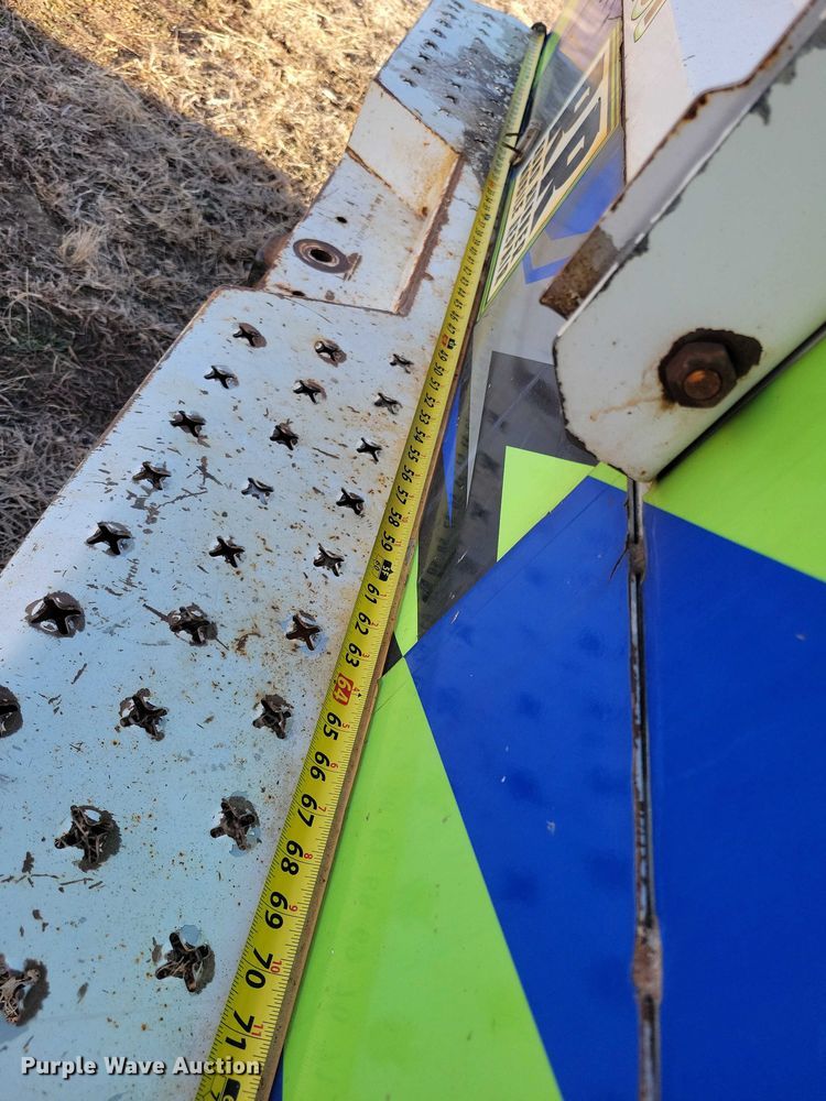 image for item NK9751 2006 Chevrolet 2500HD utility bed pickup truck