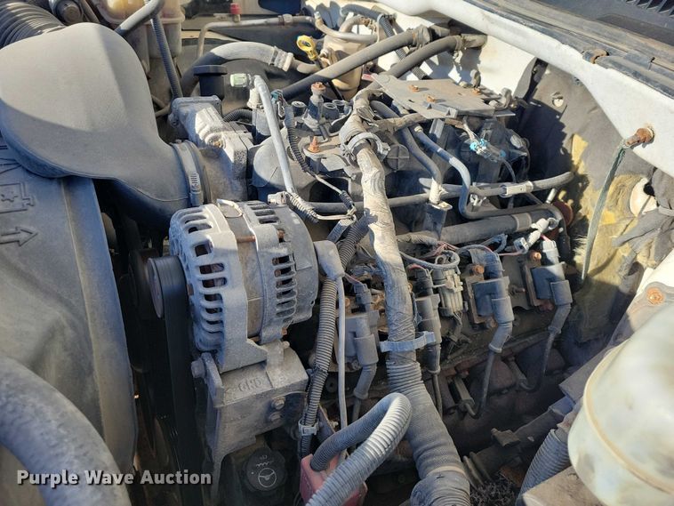 image for item NK9751 2006 Chevrolet 2500HD utility bed pickup truck