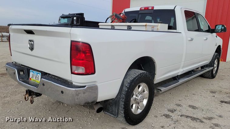 image for item NK9772 2014 Ram 3500 Crew Cab pickup truck