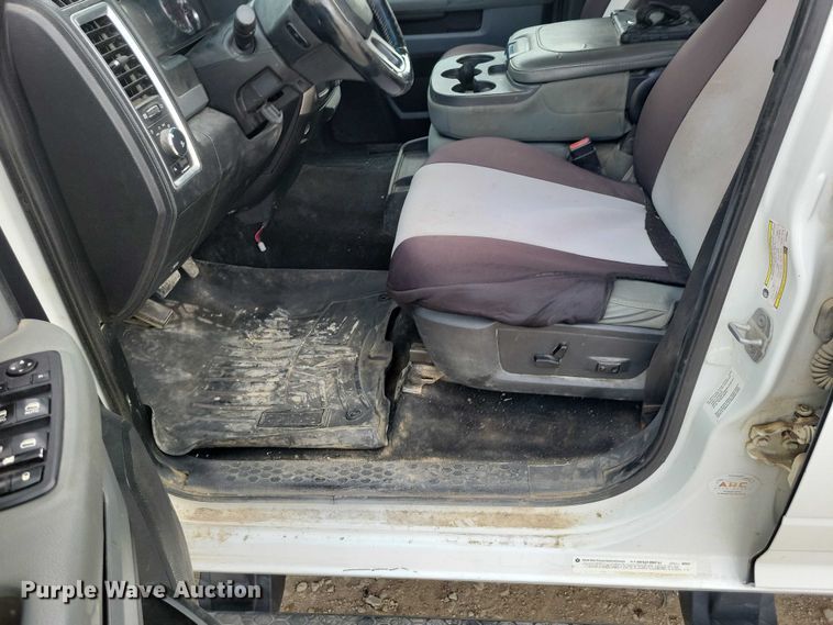 image for item NK9772 2014 Ram 3500 Crew Cab pickup truck