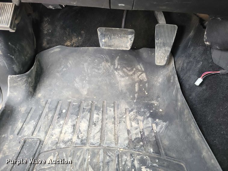 image for item NK9772 2014 Ram 3500 Crew Cab pickup truck