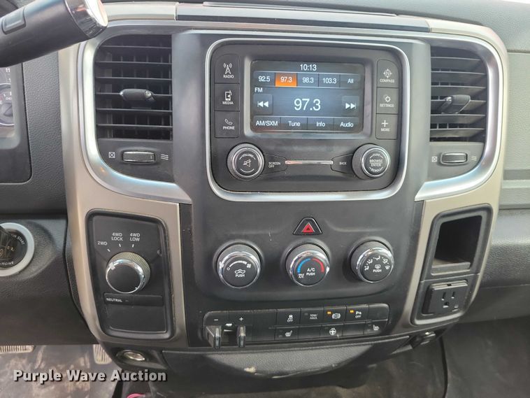 image for item NK9772 2014 Ram 3500 Crew Cab pickup truck