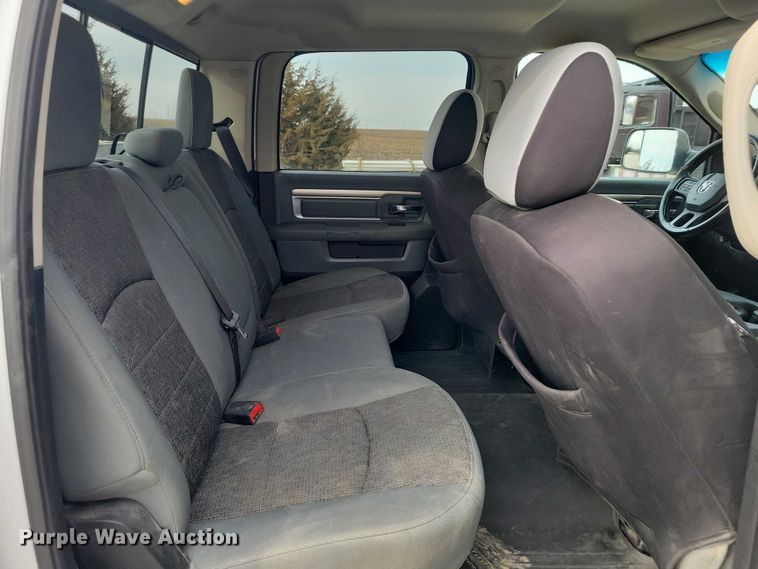 image for item NK9772 2014 Ram 3500 Crew Cab pickup truck