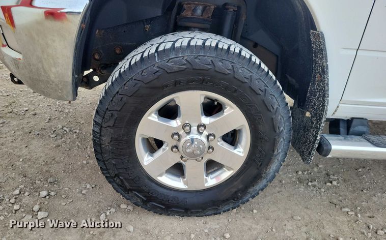 image for item NK9772 2014 Ram 3500 Crew Cab pickup truck