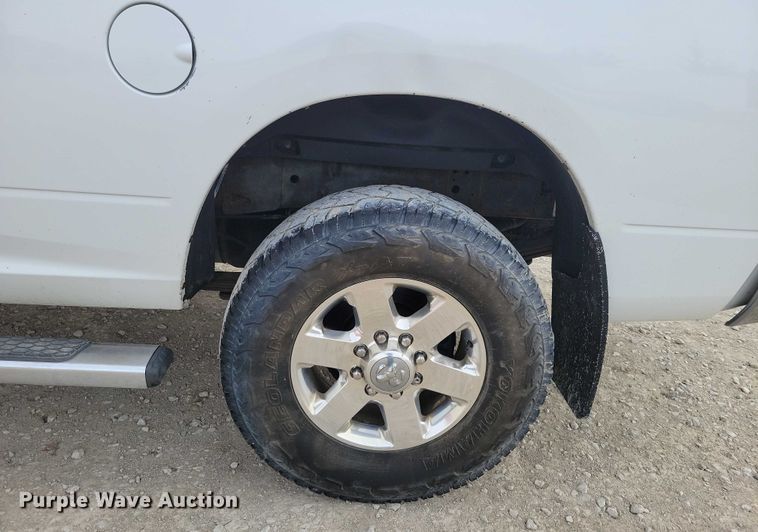 image for item NK9772 2014 Ram 3500 Crew Cab pickup truck