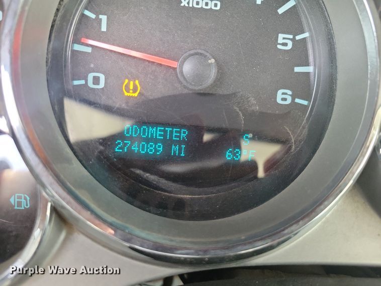 image for item NK9778 2010 Chevrolet Silverado 2500HD Crew Cab pickup truck