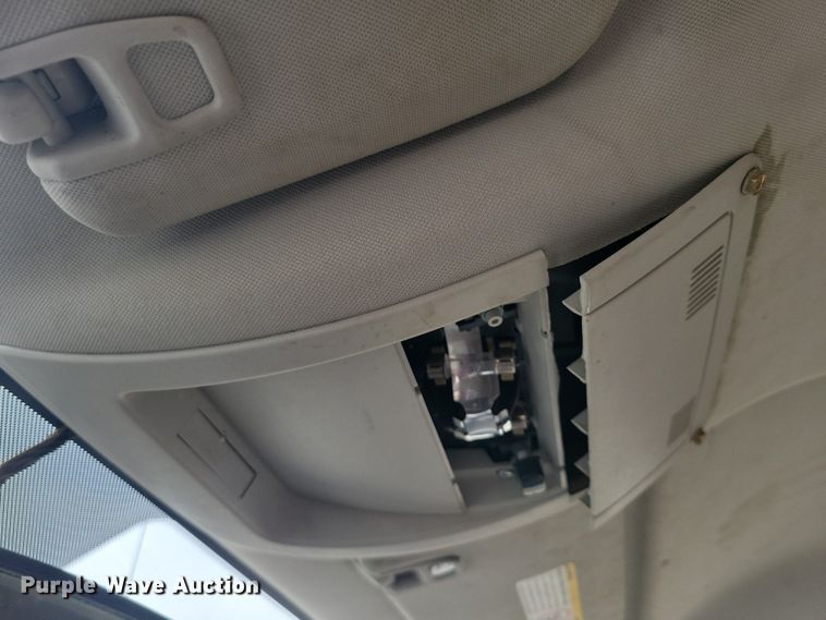 image for item NK9778 2010 Chevrolet Silverado 2500HD Crew Cab pickup truck