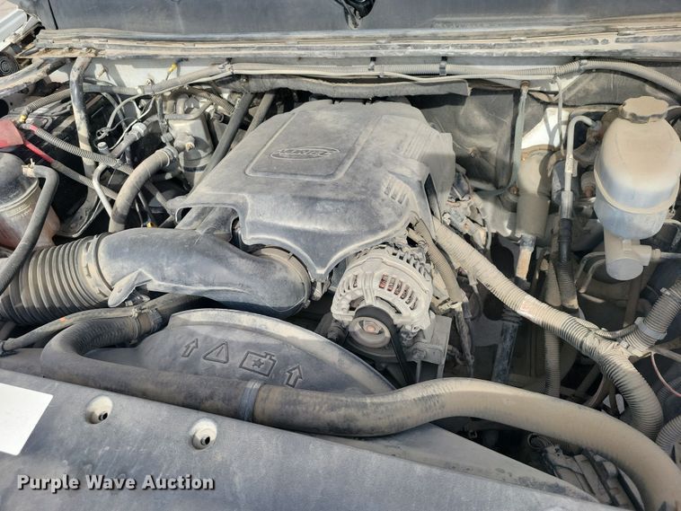 image for item NK9778 2010 Chevrolet Silverado 2500HD Crew Cab pickup truck