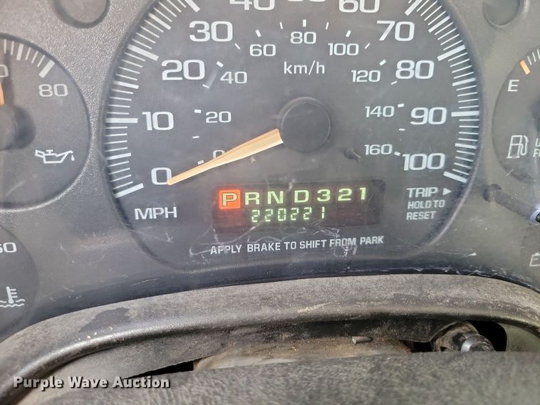 image for item NK9779 2001 Chevrolet Express 3500 van
