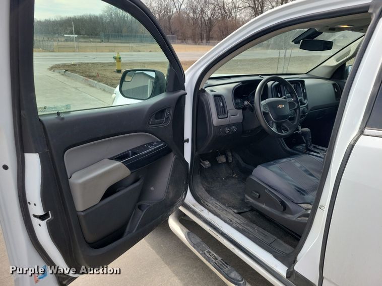 image for item NK9780 2016 Chevrolet Colorado Ext. Cab pickup truck