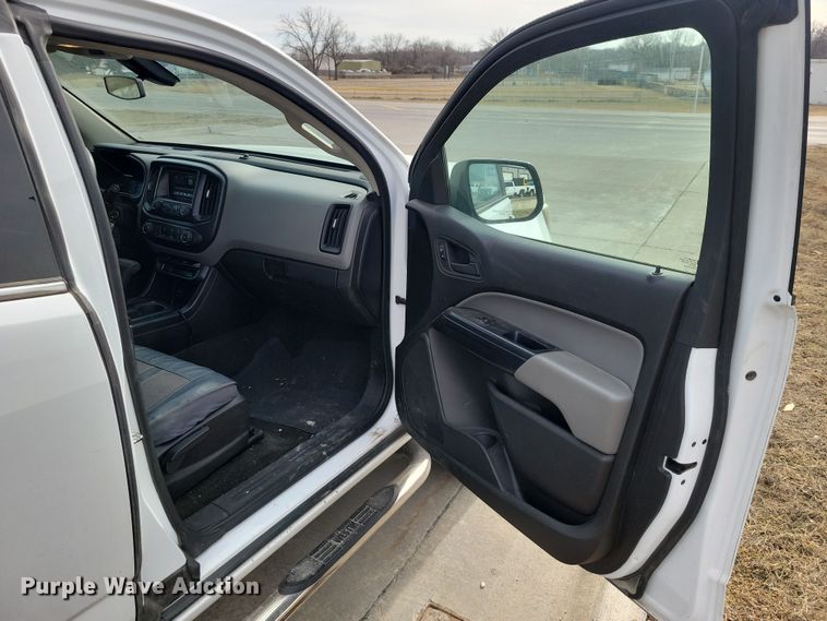 image for item NK9780 2016 Chevrolet Colorado Ext. Cab pickup truck