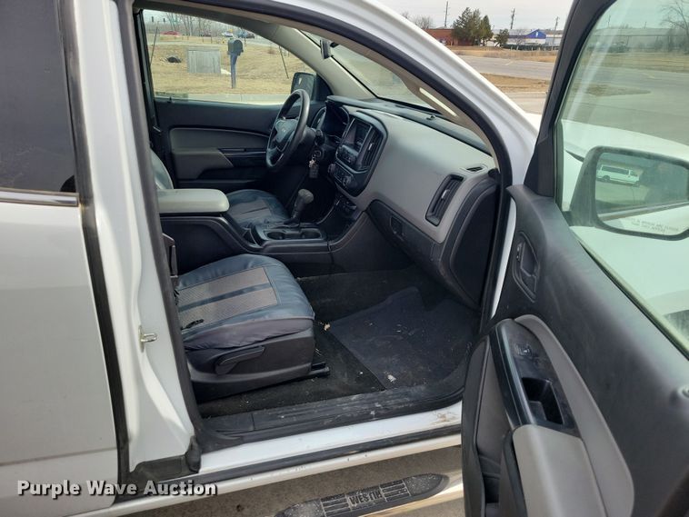 image for item NK9780 2016 Chevrolet Colorado Ext. Cab pickup truck