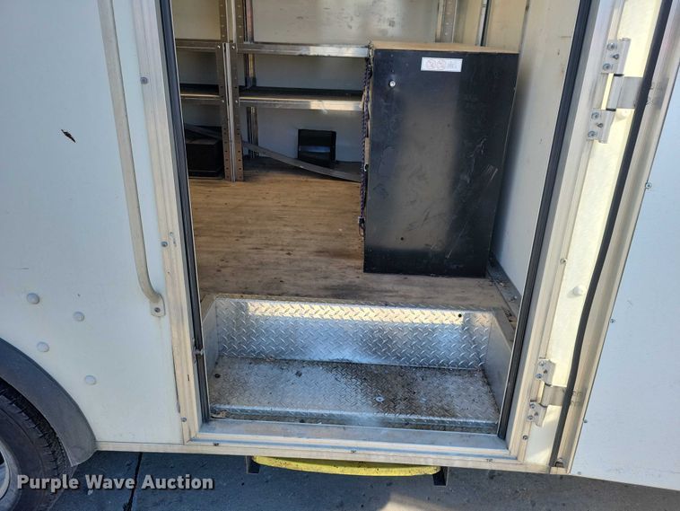 image for item NK9792 2021 Chevrolet G3500 box truck