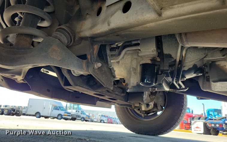 image for item NK9792 2021 Chevrolet G3500 box truck